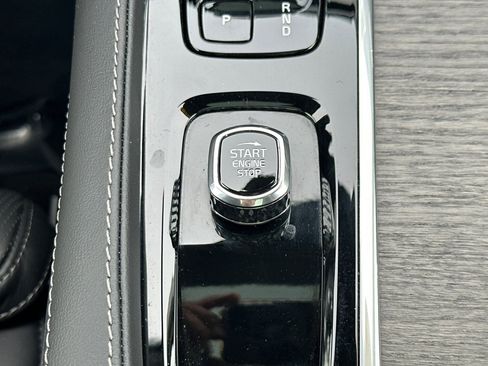 Certified 2023 Volvo XC90 T8 Ultimate image 25