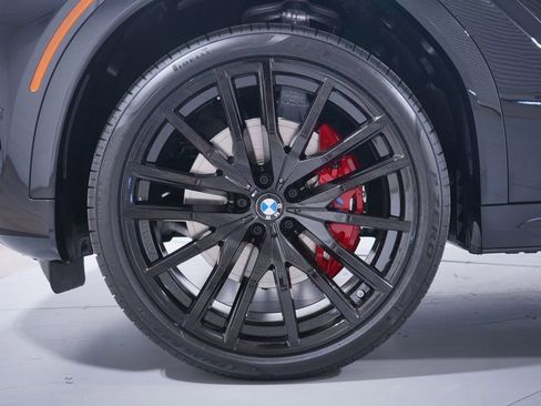 New 2026 BMW X6 xDrive40i w/ Premium Package AWD/4WD image 2