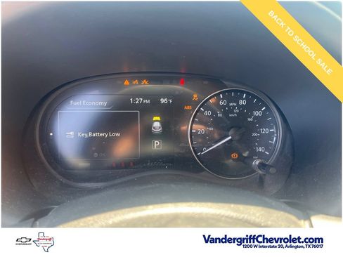 Used 2023 Nissan Kicks SR FWD image 15