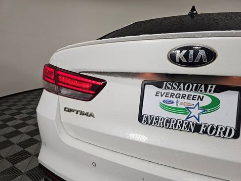 Used 2016 Kia Optima SX w/ Chrome Wheel Package image 16