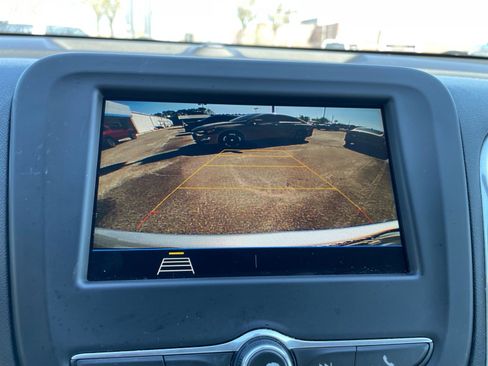 Used 2019 Chevrolet Equinox LS w/ LS Convenience Package image 14