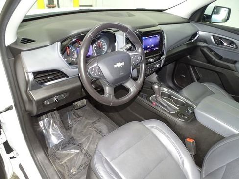 Used 2020 Chevrolet Traverse Premier image 30