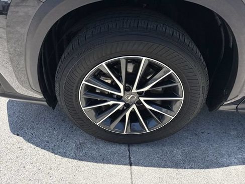 Used 2024 Lexus NX 250 FWD image 10