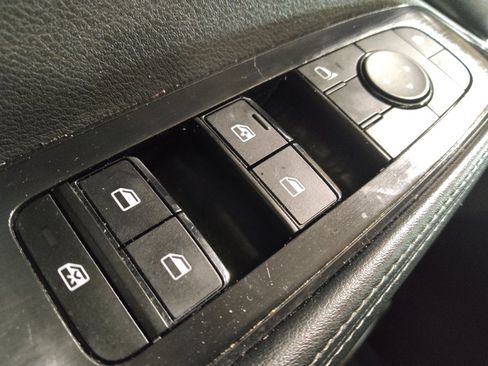 Used 2024 Nissan Rogue SV AWD/4WD image 27