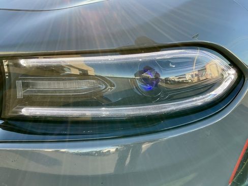 Used 2017 Dodge Charger SE w/ Power Sunroof Group image 10