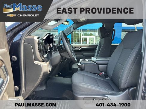 Used 2023 Chevrolet Silverado 1500 LT AWD/4WD image 17