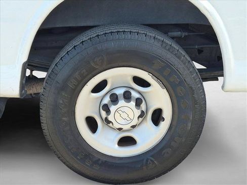 Used 2020 Chevrolet Express 2500 Extended w/ Driver Convenience Package RWD image 21