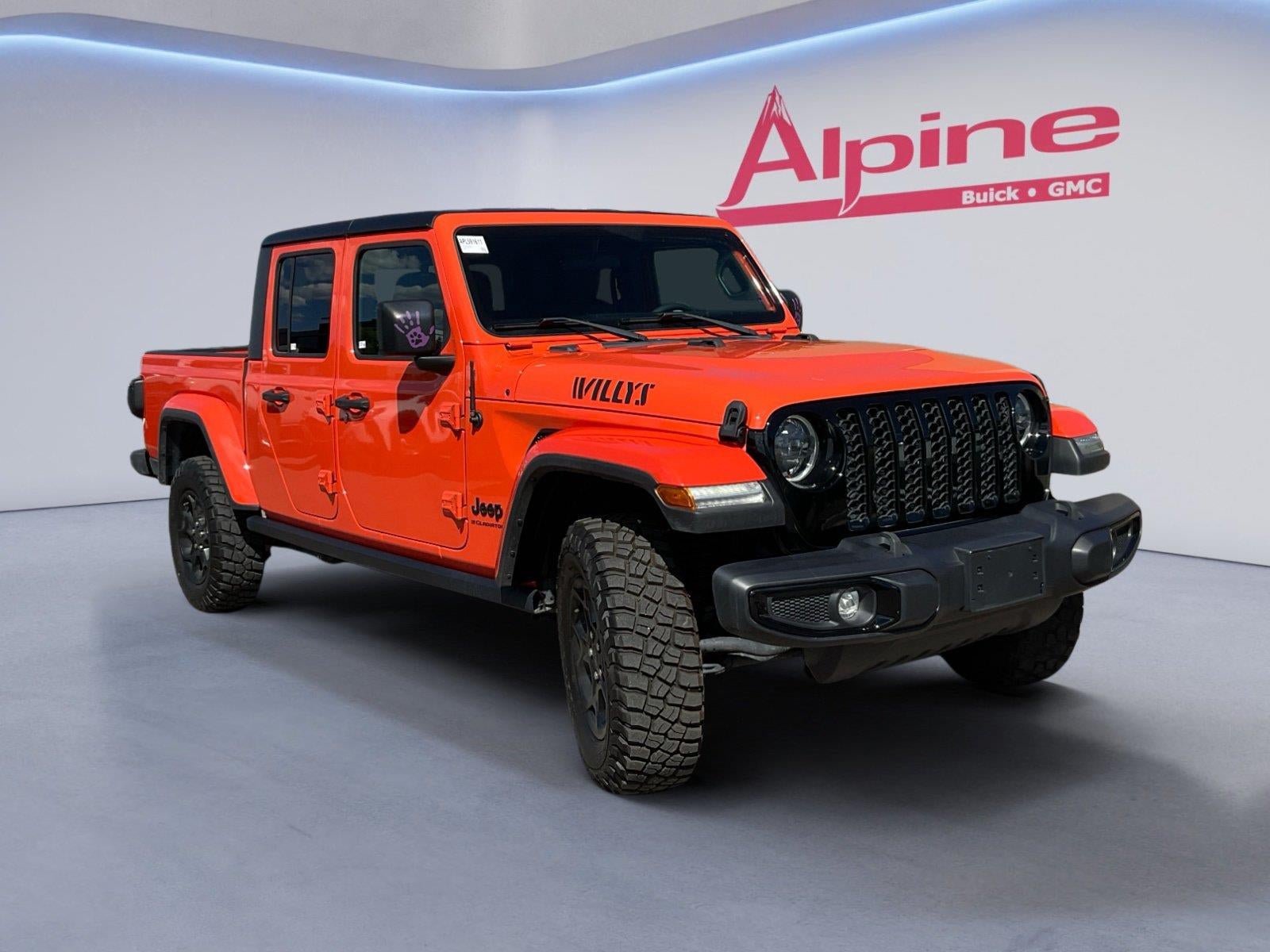 Used 2023 Jeep Gladiator Sport AWD/4WD image 7