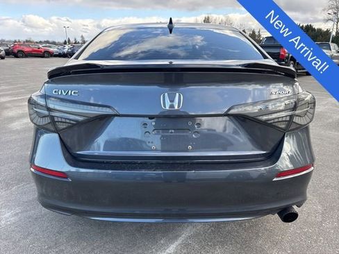 Used 2022 Honda Civic Sport image 6