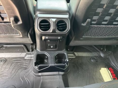 Used 2021 Jeep Gladiator Mojave w/ LED Lighting Group AWD/4WD image 19