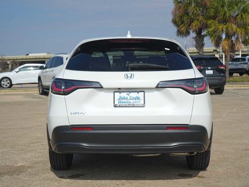 New 2026 Honda HR-V LX image 5
