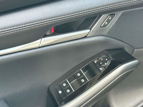 Certified 2025 MAZDA MAZDA3 s image 21