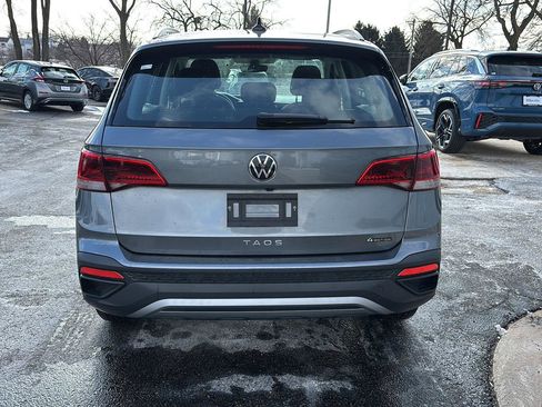 Used 2024 Volkswagen Taos S image 8