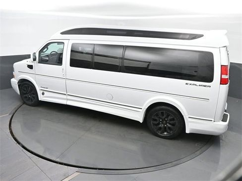 Used 2022 GMC Savana 2500 Explorer Conversion Van image 14
