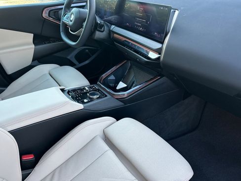 Used 2025 BMW X3 xDrive30i w/ Premium Package image 20