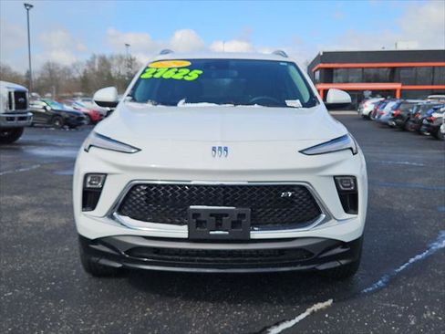 Used 2024 Buick Encore GX Sport Touring image 29