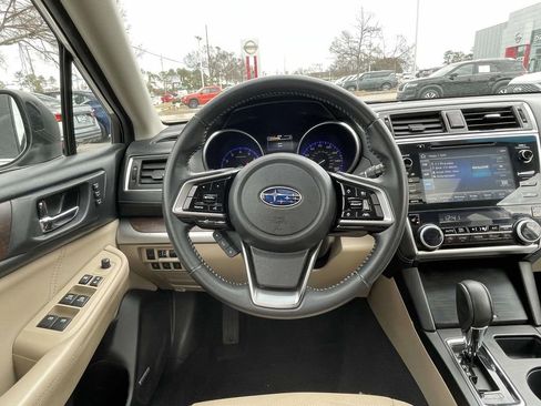 Used 2018 Subaru Outback 3.6R Limited image 13