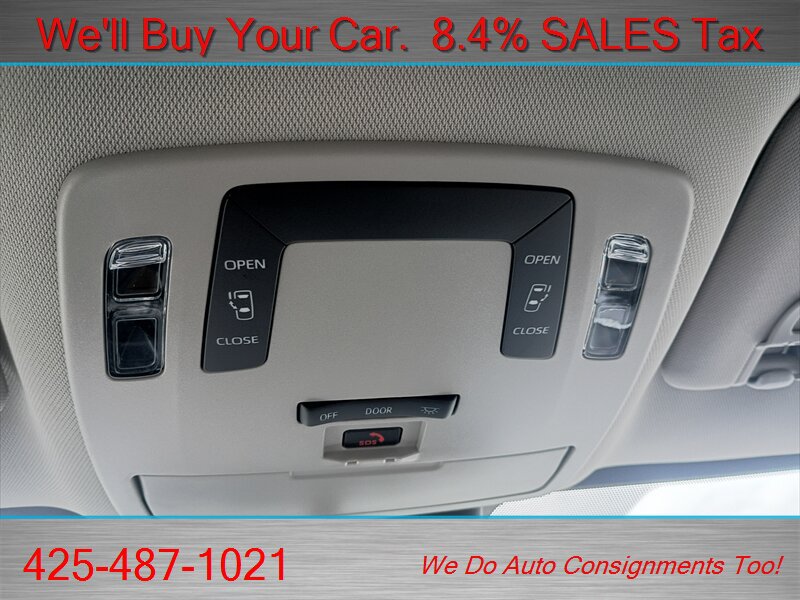 Used 2025 Toyota Sienna LE FWD image 48