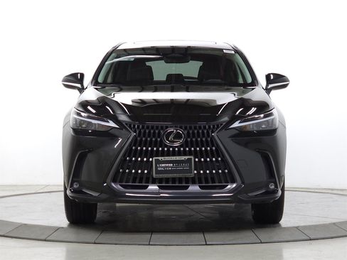 Used 2022 Lexus NX 350h Premium image 2