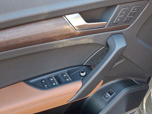 Certified 2024 Audi Q5 2.0T Premium Plus w/ Premium Plus Package image 12