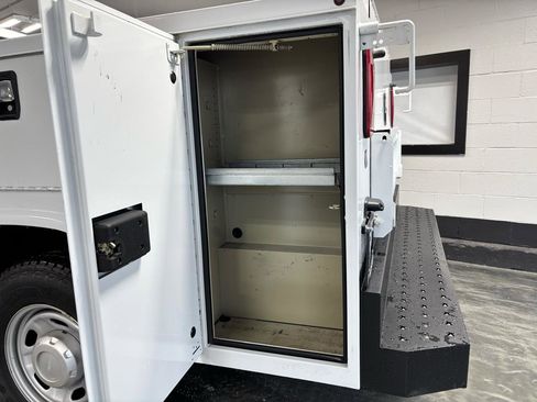 Used 2020 Ford F250 XL image 11