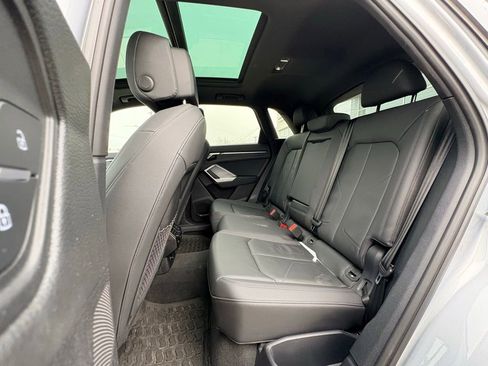 Used 2022 Audi Q3 2.0T Premium Plus image 10