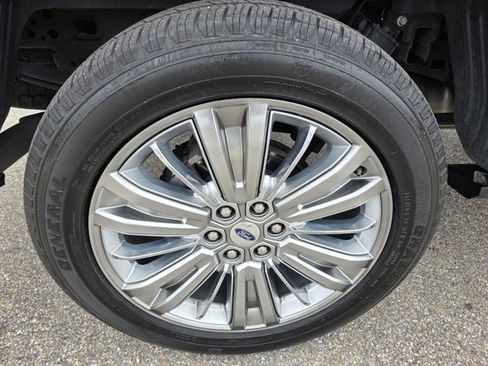 Certified 2024 Ford F150 Platinum w/ Equipment Group 703A Plus image 10