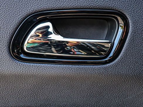 Used 2024 Dodge Durango GT image 57