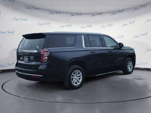 Used 2024 Chevrolet Suburban LT AWD/4WD image 5