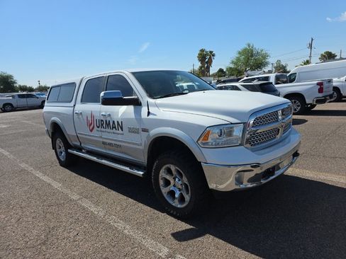 Used 2014 RAM 1500 Laramie AWD/4WD image 2