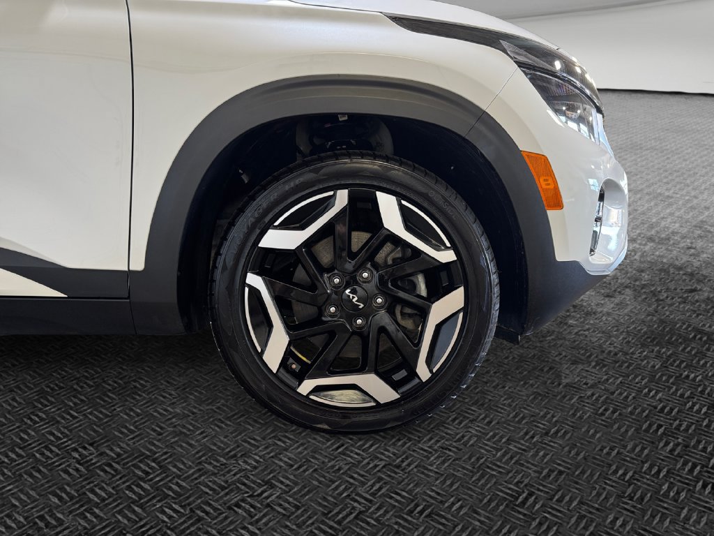 Certified 2024 Kia Seltos SX AWD/4WD image 11