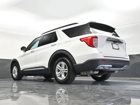 Used 2020 Ford Explorer XLT w/ Equipment Group 202A RWD image 22