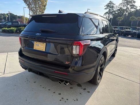 Used 2026 Ford Explorer ST w/ Sun And Sound Package RWD image 10