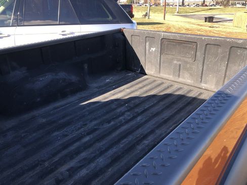 Used 2004 Chevrolet Colorado LS w/ Power Convenience Package image 9