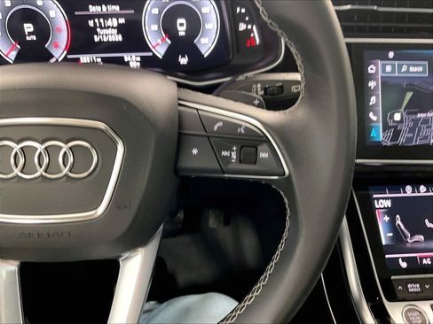 Used 2023 Audi Q8 Premium w/ Convenience Package AWD/4WD image 24