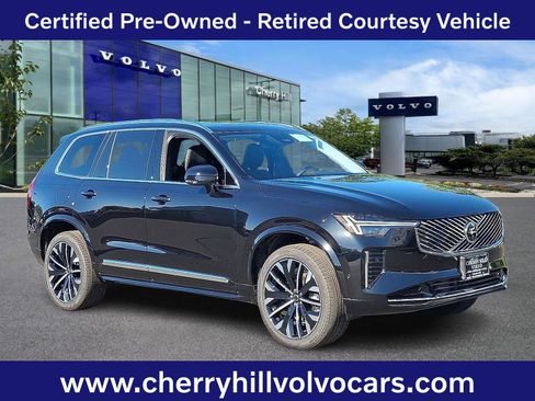 Certified 2025 Volvo XC90 B6 Plus image 1