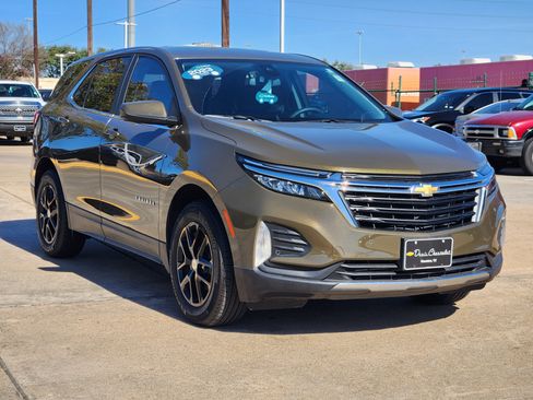 Certified 2023 Chevrolet Equinox LT image 4