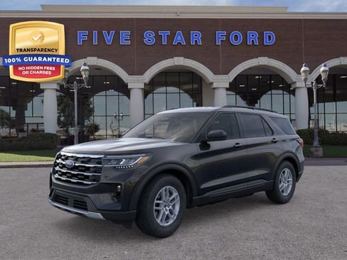 New 2026 Ford Explorer Active image 2