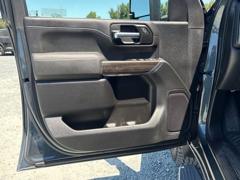 Used 2020 Chevrolet Silverado 2500 LT w/ Convenience Package AWD/4WD image 15