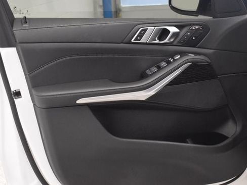 Used 2024 BMW X7 xDrive40i w/ M Sport Package AWD/4WD image 20