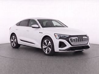 Used 2024 Audi Q8 e-tron Premium Plus AWD/4WD video 1