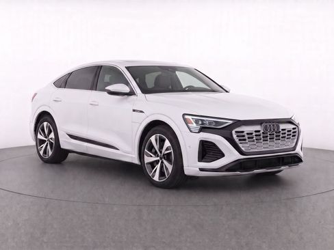 Used 2024 Audi Q8 e-tron Premium Plus AWD/4WD image 1