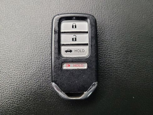 Used 2020 Honda Accord Sport image 32