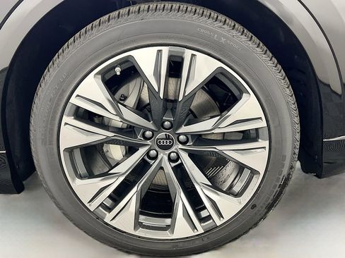 New 2026 Audi Q8 Premium Plus image 31