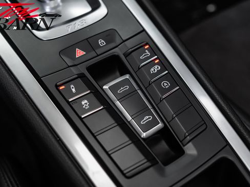 Used 2019 Porsche 718 Boxster GTS RWD image 51