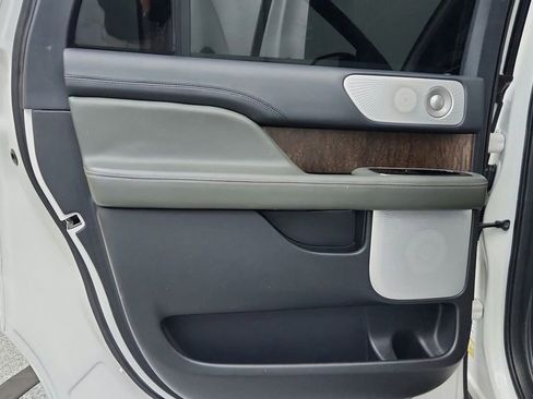 Used 2023 Lincoln Navigator L Black Label image 38