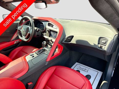 Used 2015 Chevrolet Corvette Z06 w/ 3LZ Preferred Equipment Group RWD image 28