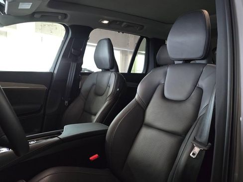 Certified 2024 Volvo XC90 B6 Ultimate w/ Protection Package AWD/4WD image 21
