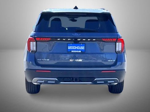 New 2026 Ford Explorer Active w/ Active Comfort Package image 5