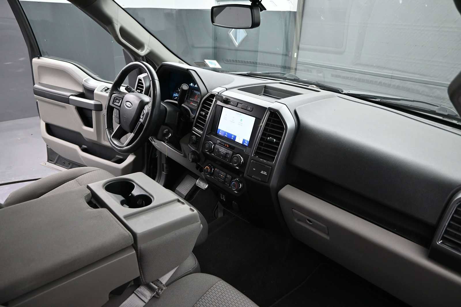 Used 2020 Ford F150 XLT w/ Equipment Group 302A Luxury AWD/4WD image 26